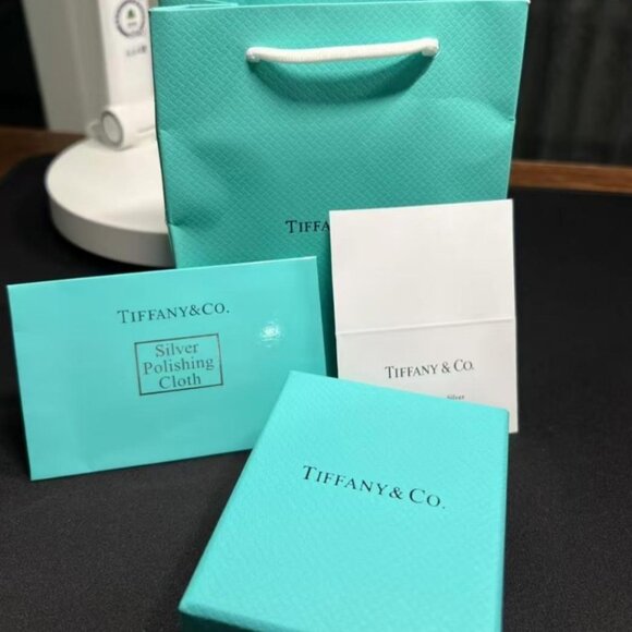 Tiffany Heart Enamel Bead Sterling Silver Bracelet - Picture 2 of 5